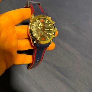 Mega mens really nice sporty watch